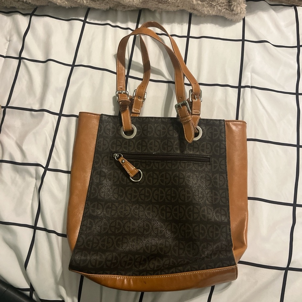 Hand bag - Picture 2 of 3